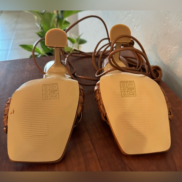 SHEIN women’s lace up approximately 4 1/2” heel brown. - Picture 3 of 5